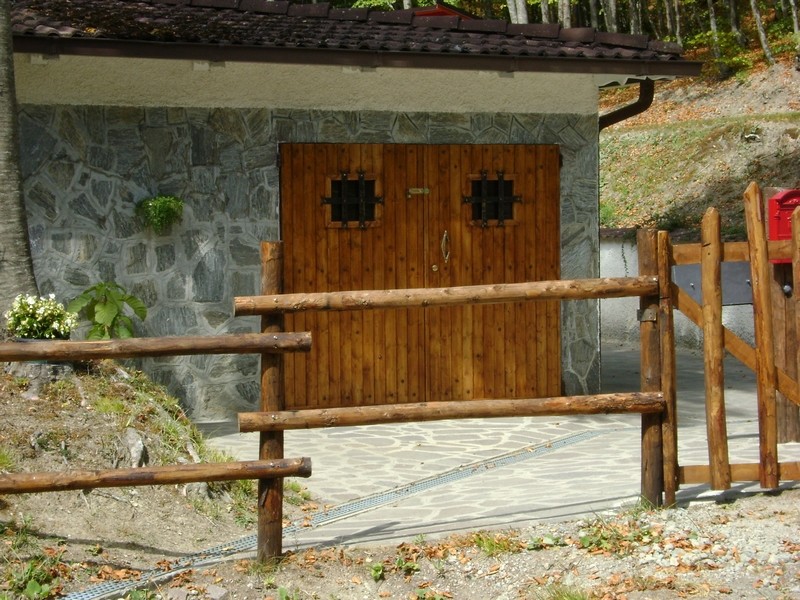 Un vecchio portone