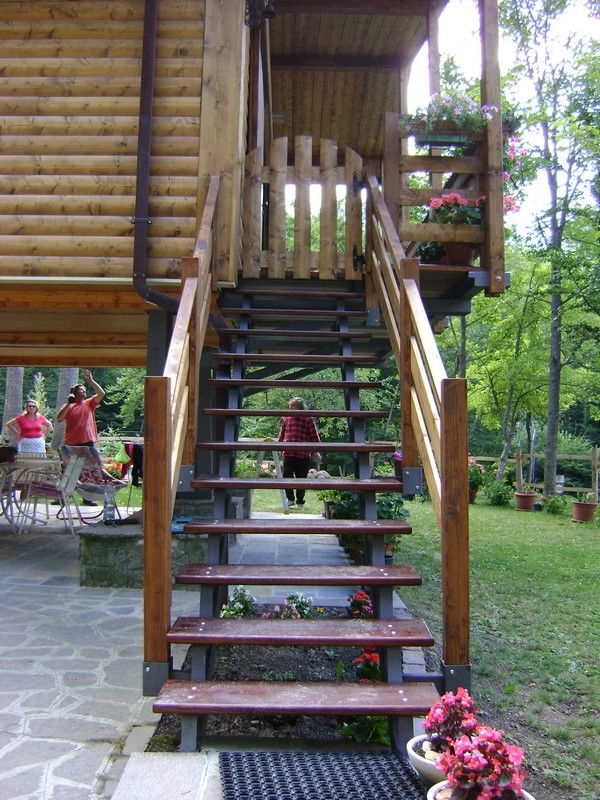 Scala esterna in legno