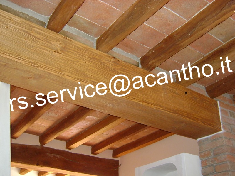 Particolare Di Finto Trave In Legno Cavo