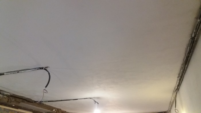 Un soffitto prima