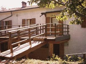 Portico Con Terrazzo